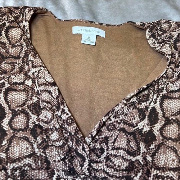 Liz Claiborne Snake Print Blouse Womens Medium Brown V Neck Business Chic - Picture 5 of 8